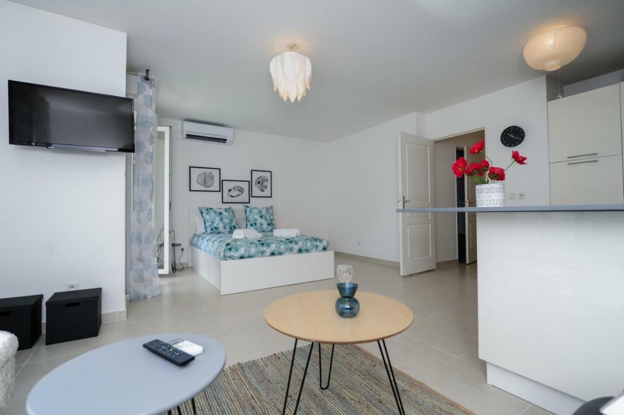 Mini Othello - Five Stars House Apartment